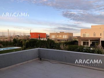 Casa en VENTA en Santa Rita - Canning