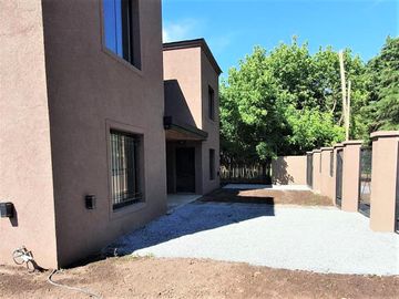 DUPLEX EN CASAS DEL PILAR KM 55 - COCHERA - SIN EXPENSAS - A ESTRENAR - FINANCIACION PROPIA