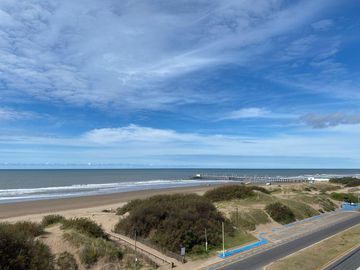 VENTA - DEPARTAMENTO 2 AMBIENTES MAR DE AJO -  FRENTE AL MAR