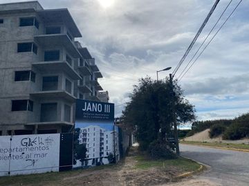 VENTA - DEPARTAMENTO 2 AMBIENTES MAR DE AJO -  FRENTE AL MAR