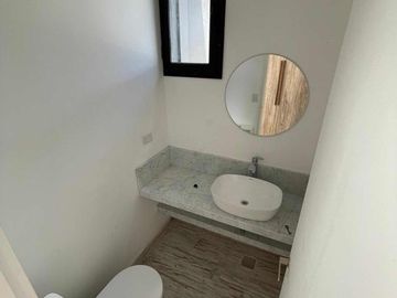 Casa en venta - 3 Dormitorios 4 Baños - Cocheras - 216,50Mts2 - El Naudir, Escobar