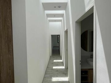 Casa en venta - 3 Dormitorios 4 Baños - Cocheras - 216,50Mts2 - El Naudir, Escobar