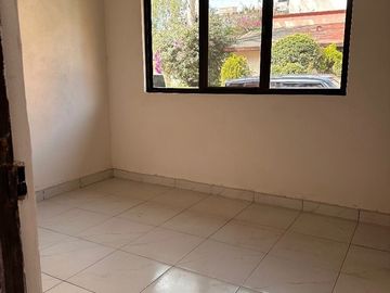 VENDO CASA EN LAGO DE GUADALUPE $4,100,000