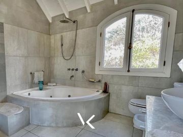 Casa en Venta en Argentino Golf Club