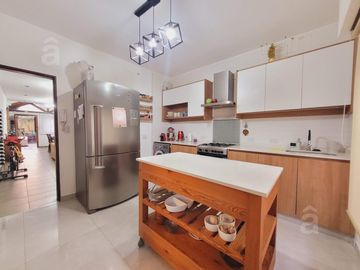 PH en Villa Ballester - Ph Tres Ambientes - Venta.