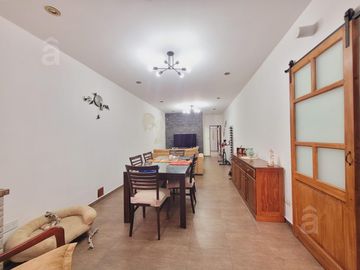 PH en Villa Ballester - Ph Tres Ambientes - Venta.