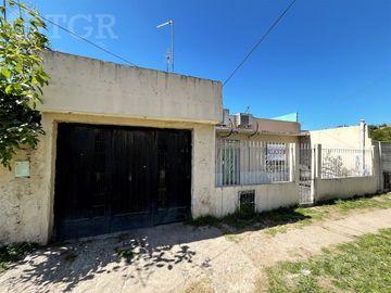 Venta de Casa 3 ambientes en Florencio Varela