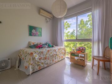 Casa con 3 dormitorios en venta en  Los Sauces - Nordelta