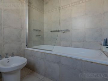 Casa con 3 dormitorios en venta en  Los Sauces - Nordelta