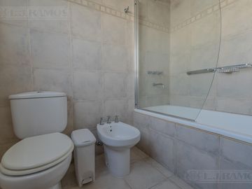 Casa con 3 dormitorios en venta en  Los Sauces - Nordelta