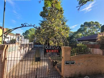 Hermosa casa  Hernandez  872-San Bernardo.