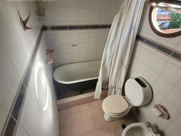 Hermosa casa  Hernandez  872-San Bernardo.