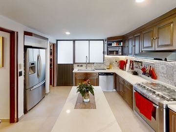 Casa en Venta en Las Haciendas, frente a Rancho San Francisco