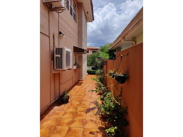 VENTA DE CASA EN VILLAS DEL GOLF cv