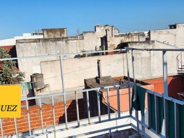 Casa PH en venta en Ramos Mejia Sur