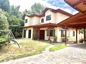 Casa en Venta en Cercana Av Santa Teresa / Tres Carrera / 5D 4B