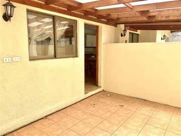 Casa en Venta en Cercana Av Santa Teresa / Tres Carrera / 5D 4B