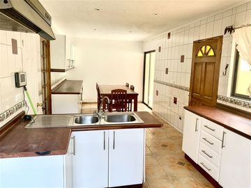 Casa en Venta en Cercana Av Santa Teresa / Tres Carrera / 5D 4B