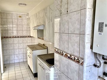 Departamento en Venta en Departamento 2 Dormitorios, Cerca Metro, Centros Comerciales
