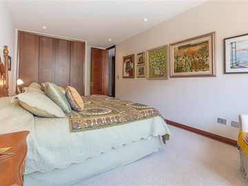 Departamento en Venta en Carolina Rabat 1010