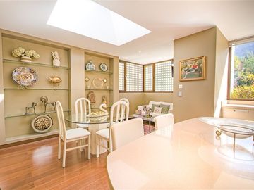 Departamento en Venta en Carolina Rabat 1010