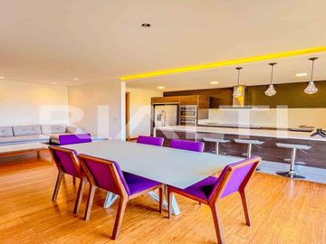 Departamento en venta con jardín en Cumbayá, 2 dormitorios