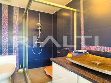 Departamento duplex de 3 habitaciones en la Portugal