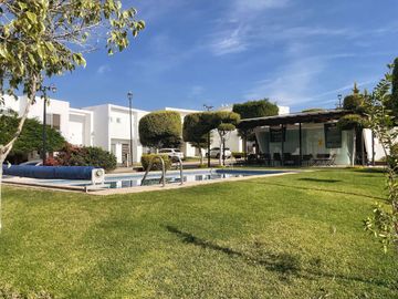 Casa en Venta en el Fraccionamiento Tirio, Barrio de Yerbabuena, Guanajuato