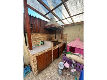 Casa Esquina en Invica, Placilla – Venta.