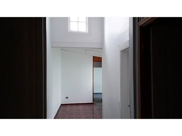 Venta/Arriendo Oficina en pleno centro de Los Andes