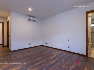 CASA DE LUJO NUEVA EN VENTA RESERVA REAL