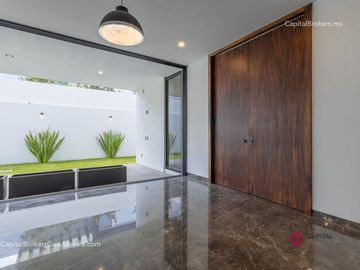 CASA DE LUJO NUEVA EN VENTA RESERVA REAL