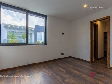 CASA DE LUJO NUEVA EN VENTA RESERVA REAL