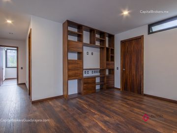CASA DE LUJO NUEVA EN VENTA RESERVA REAL