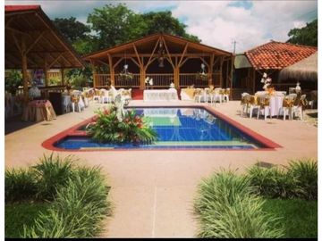 Espectacular eco hotel con 7 cabañas, La Tebaida QUINDIO