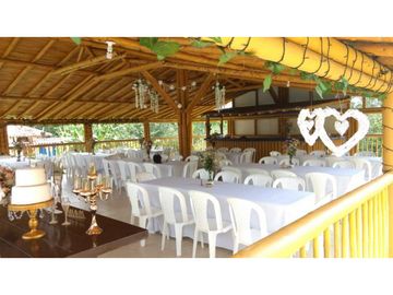 Espectacular eco hotel con 7 cabañas, La Tebaida QUINDIO