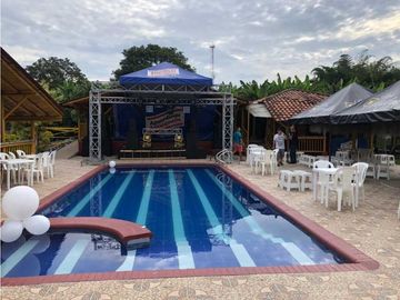 Espectacular eco hotel con 7 cabañas, La Tebaida QUINDIO