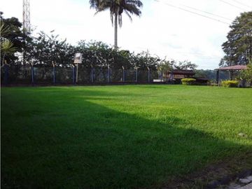 Espectacular eco hotel con 7 cabañas, La Tebaida QUINDIO