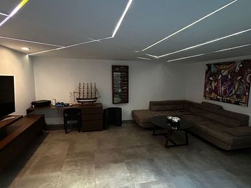 Preciosa Residencia de Autor en Centro Sur, Claustros de Las Misiones II