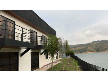 VENTA DE FINCA EN EL LAGO CALIMA AMOBLADA TP 8268882