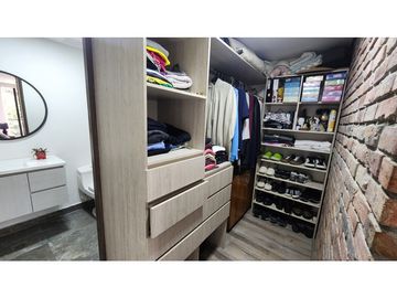 VENTA CASA MODERNA EN SABANETA - AVES MARIA