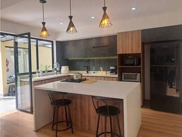vendo casa finca campestre en parcelación vía Rionegro la Ceja 2.800m2