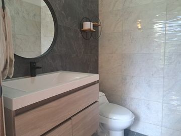 vendo casa finca campestre en parcelación vía Rionegro la Ceja 2.800m2