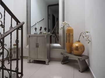 Venta y Alquiler: Casa en Altos del Golf