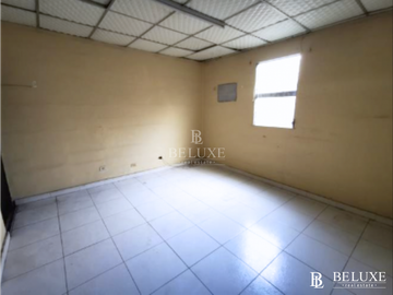 VENTA DE GALERA CON OFICINA EN CARRASQUILLA (8)