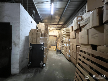 VENTA DE GALERA CON OFICINA EN CARRASQUILLA (8)