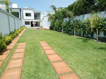 Casa en venta en Las Brisas, Temixco.  Casas y bienes raíces en venta al sur de Cuernavaca, Morelos.