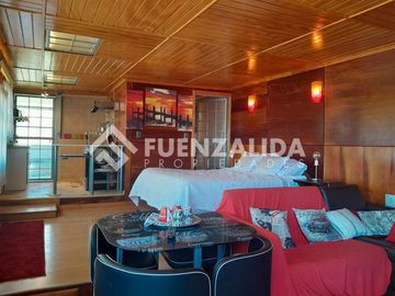 Casa en Venta en Carlos Lyon