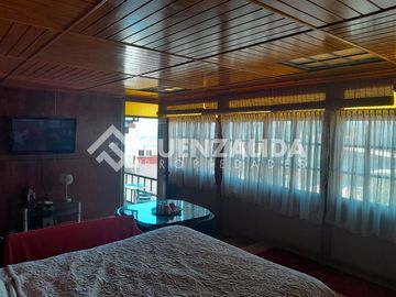 Casa en Venta en Carlos Lyon