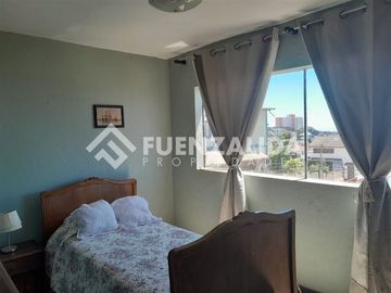 Casa en Venta en Carlos Lyon
